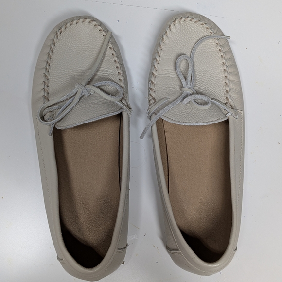 Women's Anthropologie Cream Loafers - Picture 3 of 4